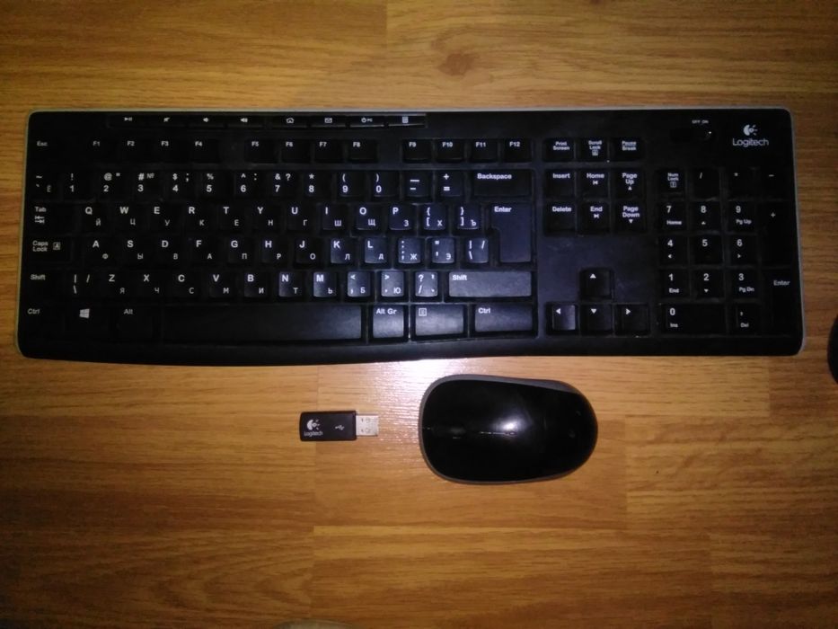 Продам бездротову Logitech