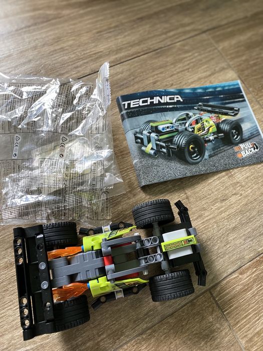 Конструктор TECHNIC как Lego Зеленый Гоночный Автомобиль