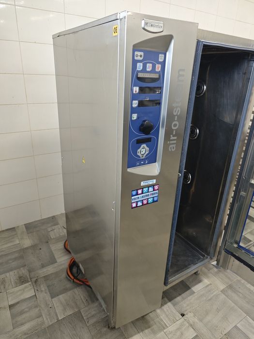 Пароконвектомат газовий 20 рівнів Electrolux AOS201EA