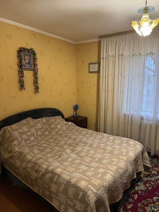 Будинок в селі Велика Снітинка