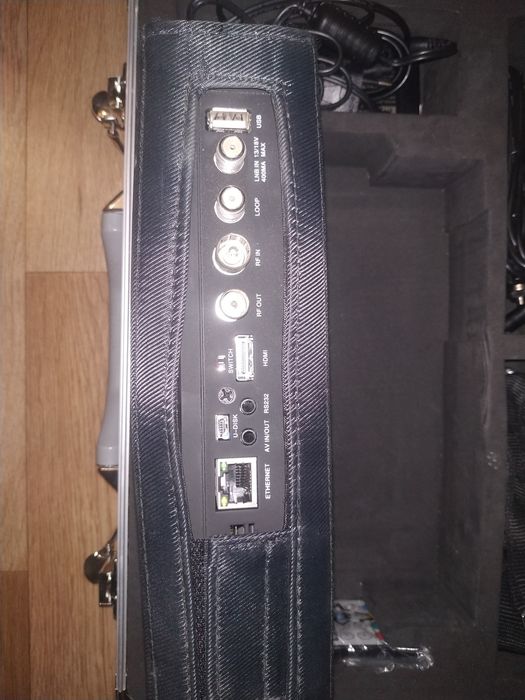 X-Finder прибор для настройки спутниковых антенн DVB-S2/ Т2/С