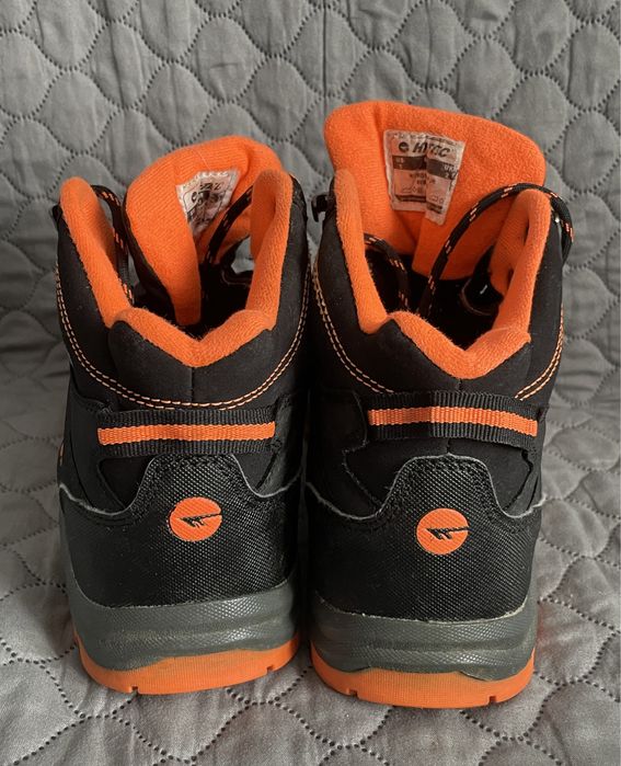 Buty HI-Tec.