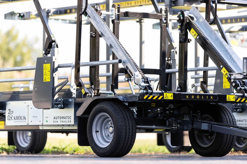 Kombajn do jabłek Munckhof, Frumaco...  l  System przyczep od KRÓLIK