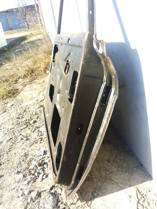 Двері москвіч азлк 2140