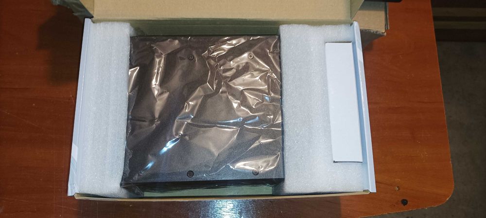 Kieszeń Hot Swap SATA Chieftec 5.25" na 3x 3.5" 2.5" HDD SSD RAID