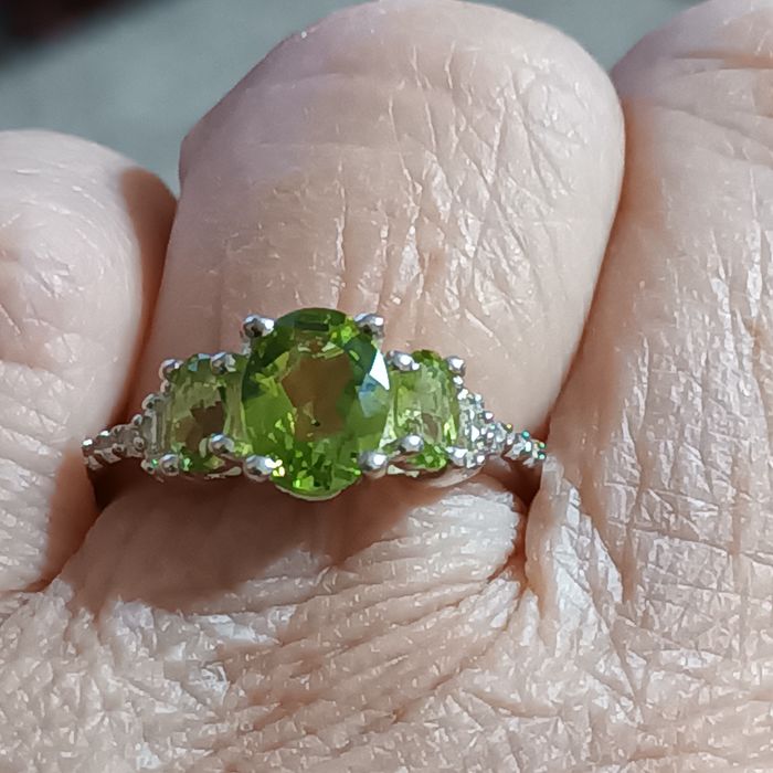 Pierścionek że śr. 925 z OLIWINEM i Biał. CYRK. 1.78 ct9