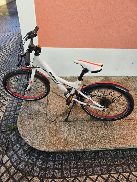 Bicicleta Criança Roda 20 - Mercedes-Benz