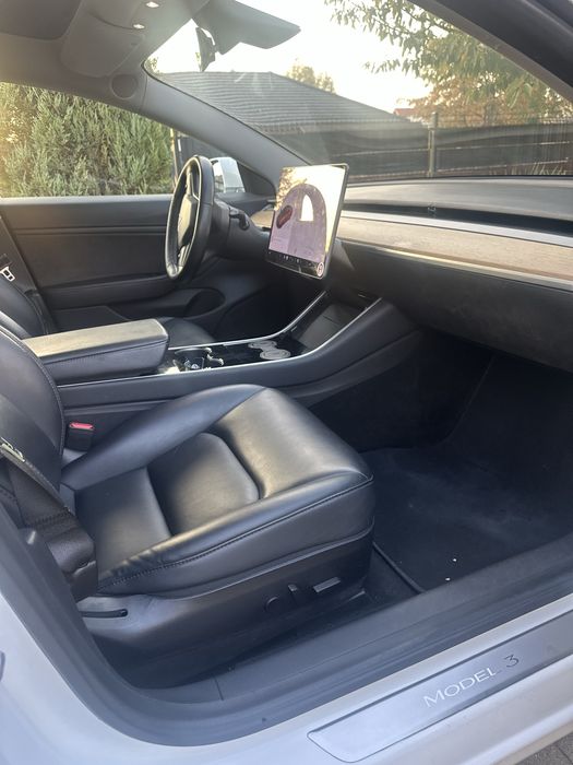 Tesla Model 3 Long Range AWD 2019 – cesja leasingu