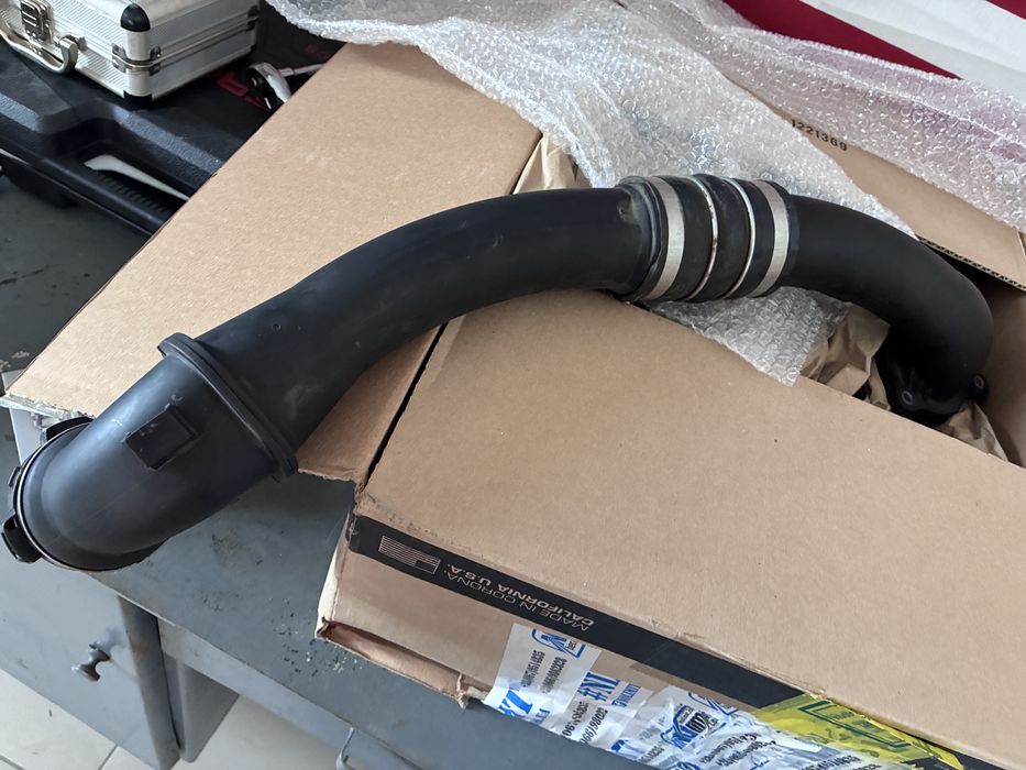 Патрубок повітряний b58 f30