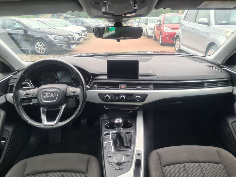 Audi A4 / 2,0 diesel / Manual / Navi / Bi Ksenon / tempomat / Radar /
