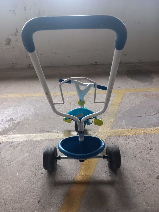 Triciclo para criança