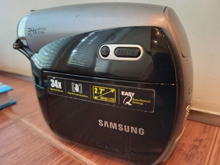 Видео, фото камера Samsung Mini  LV