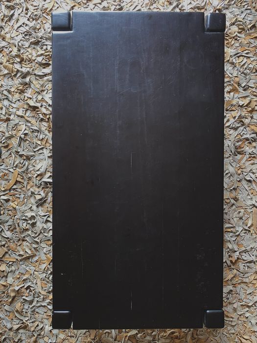 Mesa de centro ou de apoio em pinho maciço