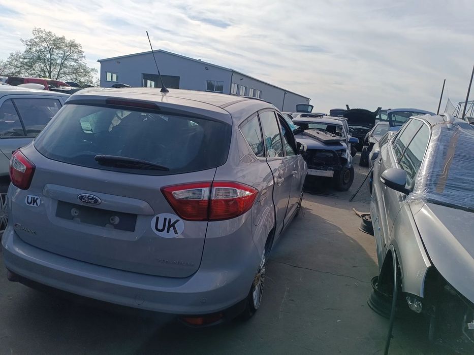 Ford  c-max  2 II 2010- Z silnikiem 1,6 tdci i skrzynią manualną części