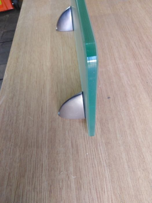 Półka szklana do łazienki i nie tylko