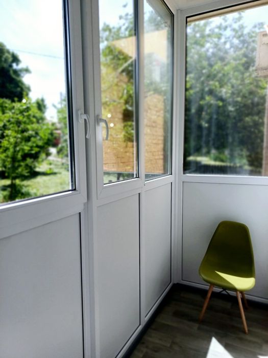 Самый ЦЕНТР  1 этаж  (ПЛОЩАДЬ)Аренда 2 ком