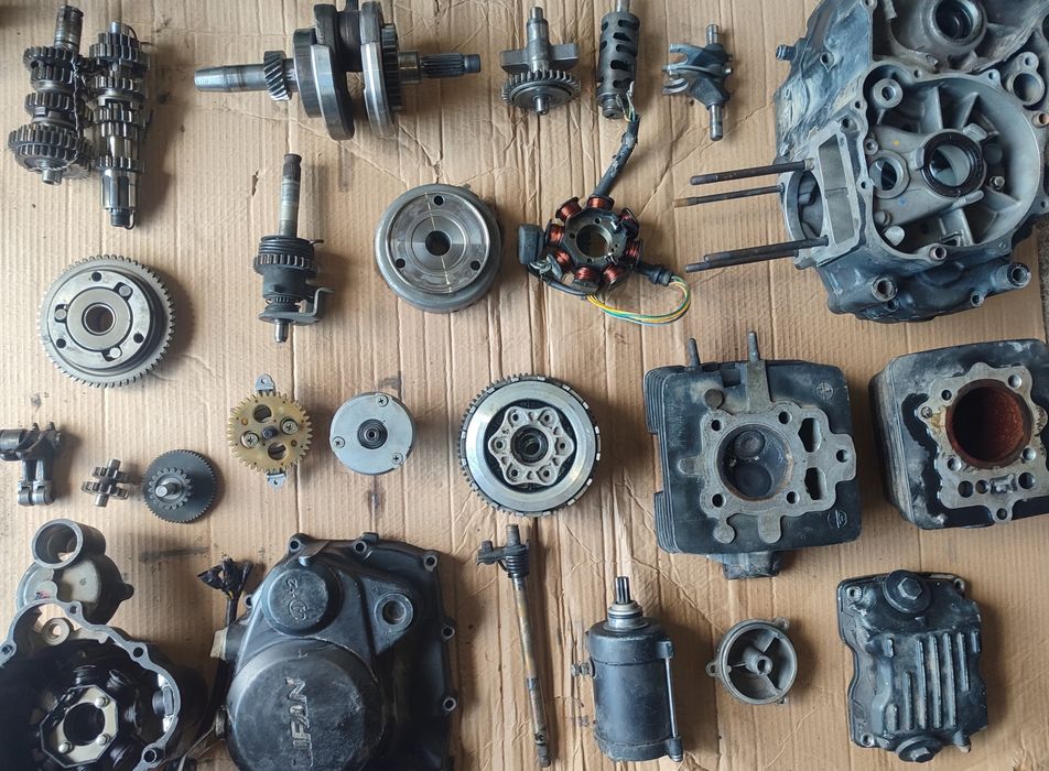 Запчастини двигуна Lifan 150 175 2e