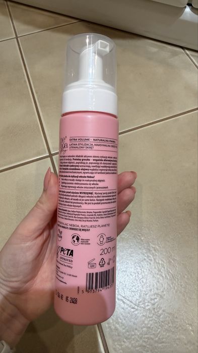 Nowa pianka do włosów Neboa Extra Volume 200 ml