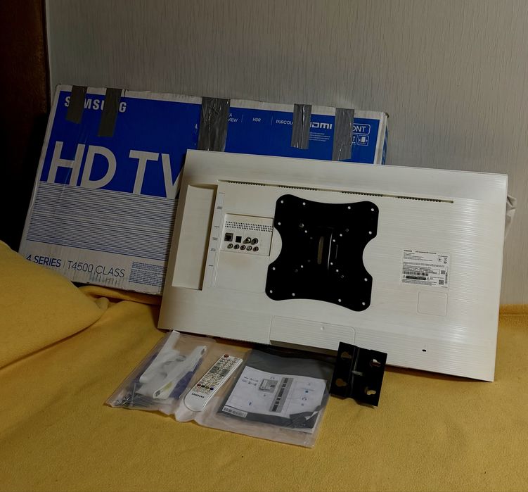 Продам телевизор Samsung UE32T4510AU, 32” Smart TV