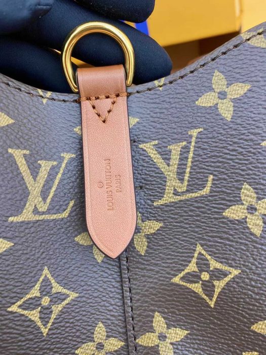 Louis Vuitton NeoNoeMonogram