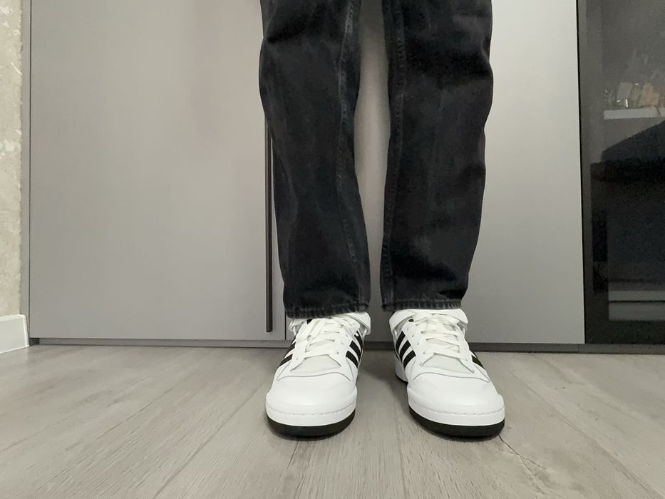 Adidas forum low