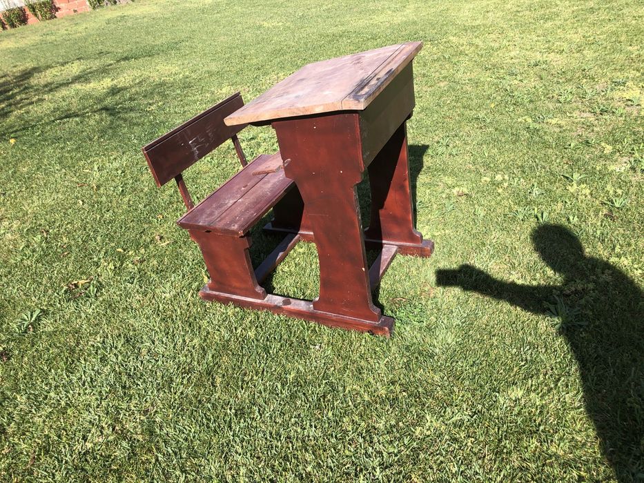 Secretarias de escola antigas