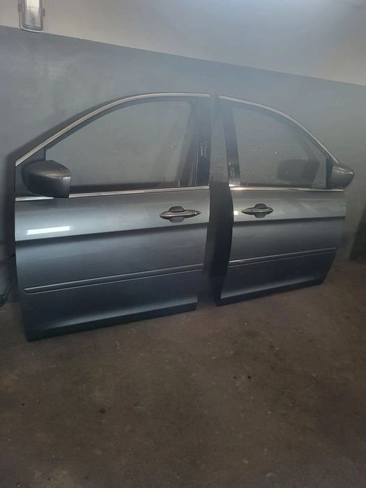 honda odyssey 2010rok drzwi kompletne