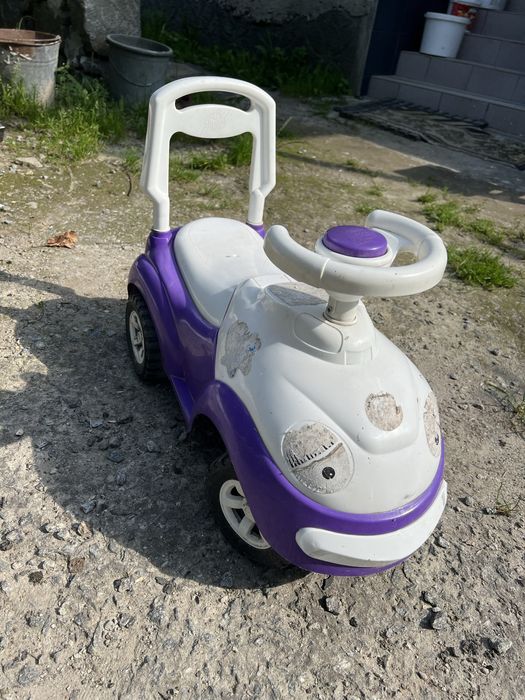 Толокар машинка дитяча