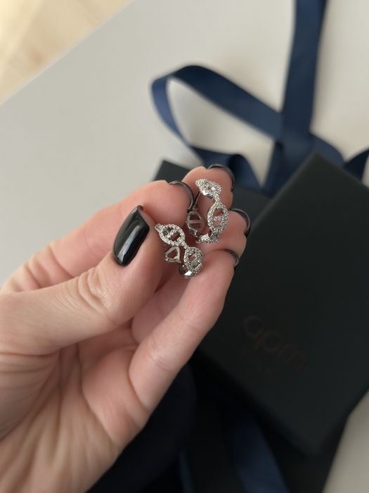 сережки Apm Monaco