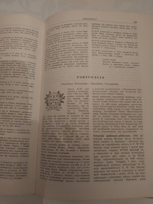 Świat w przekroju 1969  praca zbiorowa