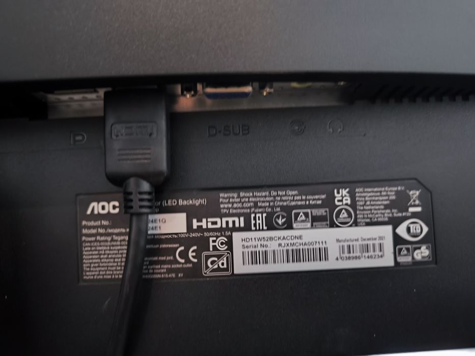Monitor AOC de 24"