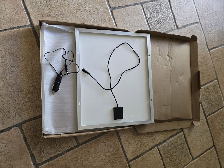 Painel solar de 30w.   12 v