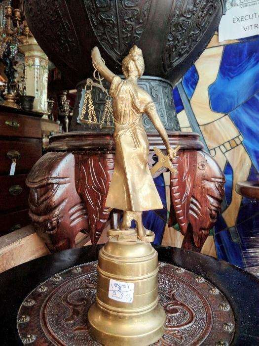 Figura Bronze Justiça