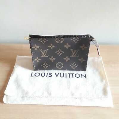 ORIGINAL Toiletry Pouch 15 Louis Vuitton - VALOR NÂO NEGOCIÁVEL