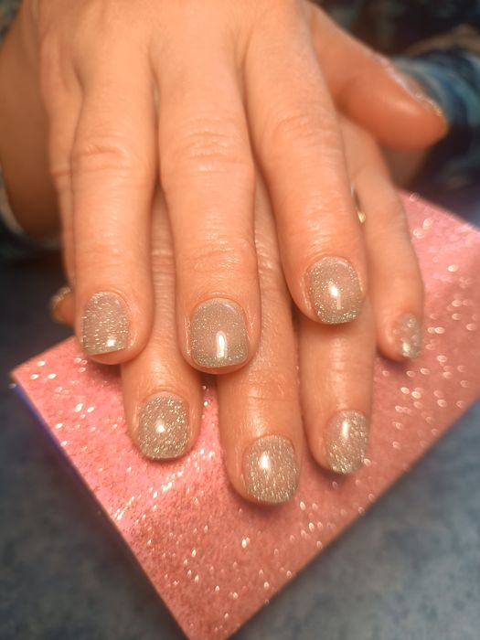 Манікюр з укріпленням!