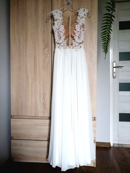 Suknia ślubna z rozcięciem r. XS