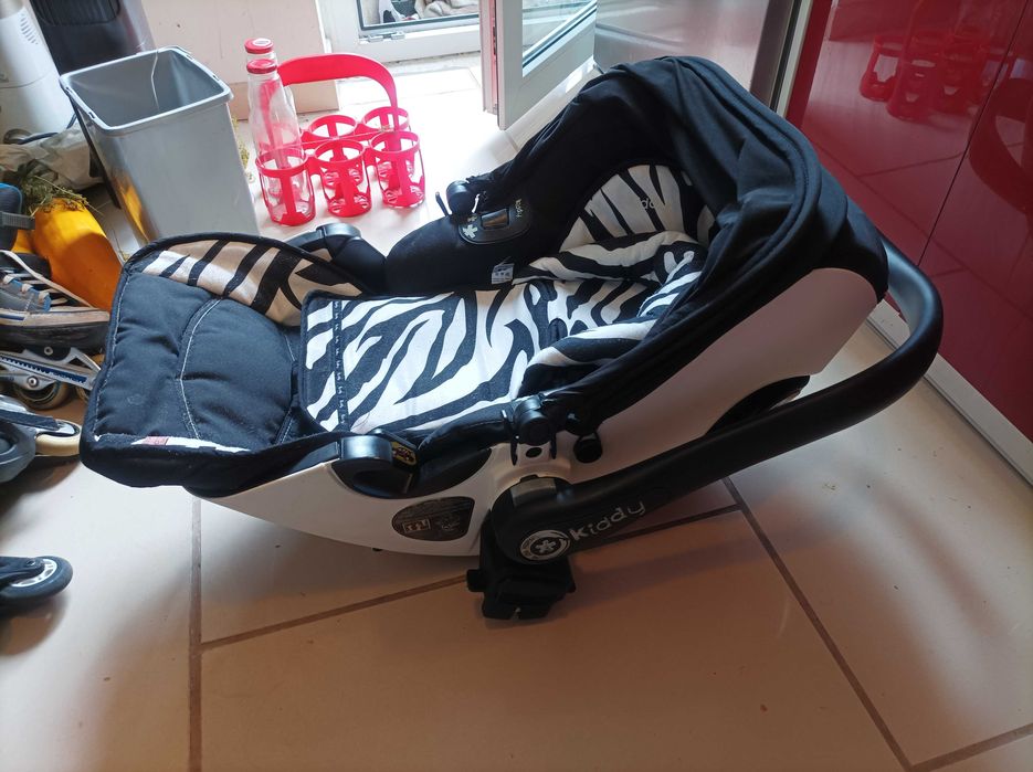 Kiddy evolution pro 2 zebra hot sale
