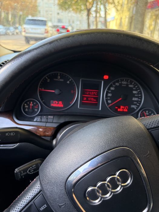 AUDU A4B7.