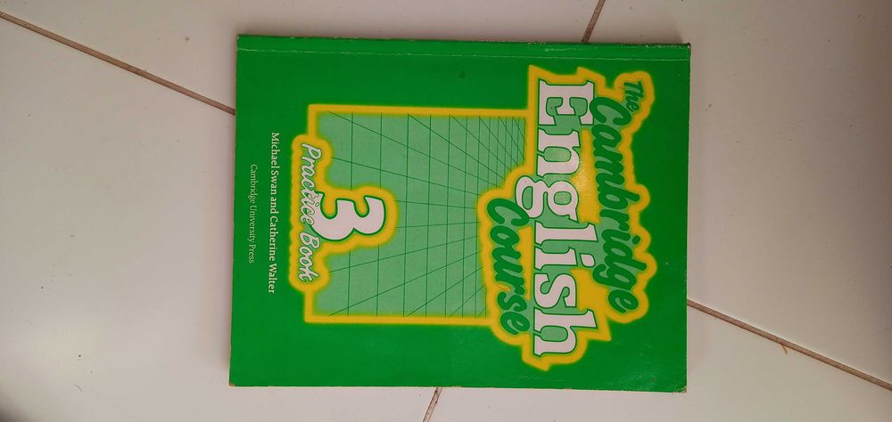 livros, dicionários, 2a guerra manual reiki,cozinha,escolares ingles