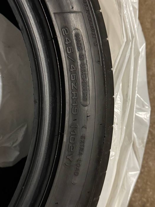 Продам резину 245/45 на 19 ціна за одну штук