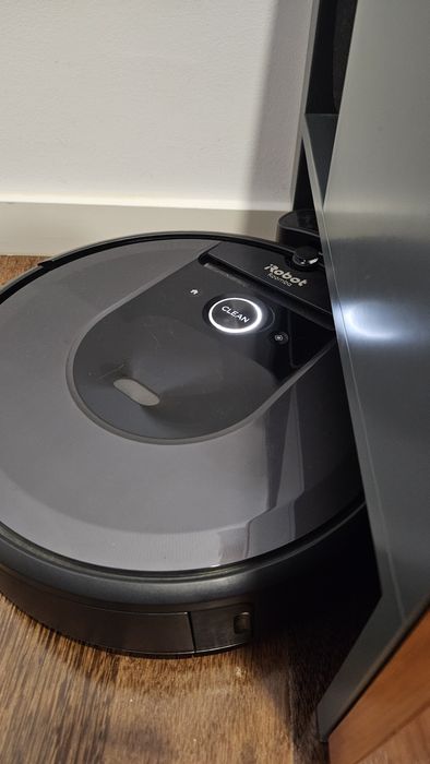iRobot roomba i7