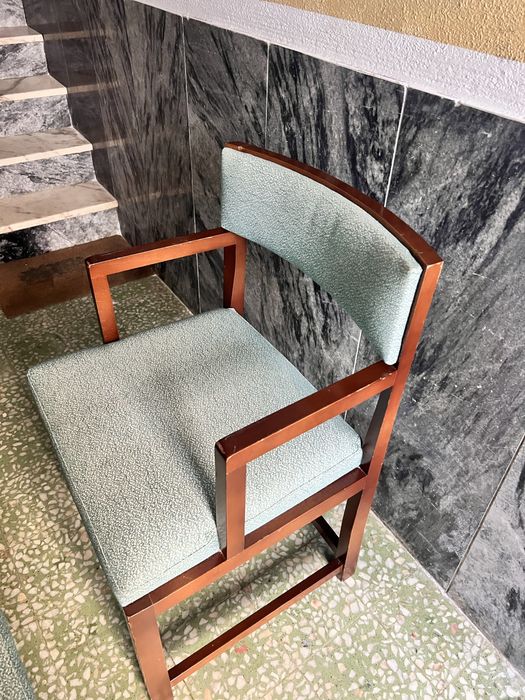 Cadeiras e mesa para venda URGENTE