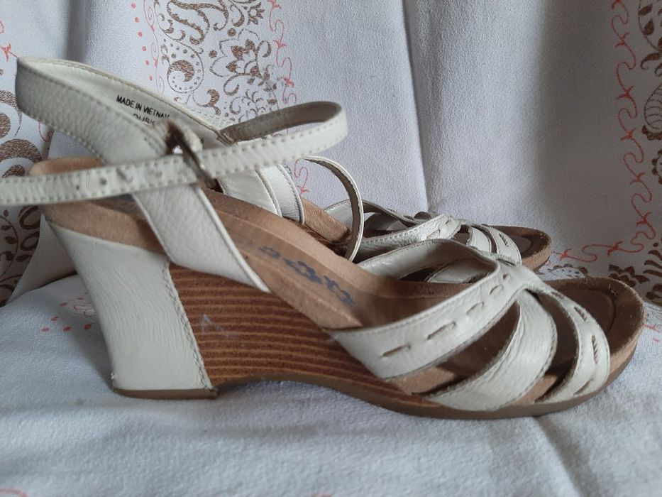 sandały damskie, na koturnie, obcas,  Hush Puppies