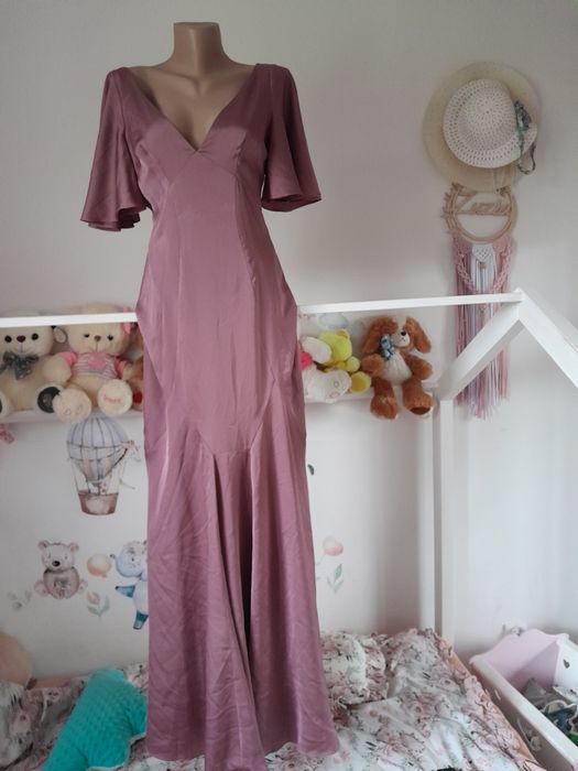 Długa maxi sukienka liliowa krótki rękaw elegancka gleboki dekolt S 36