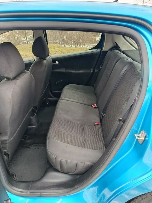 Автомобіль Peugeot 207 2012 рік