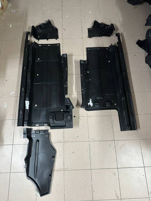 Захист днища audi q5 8r защита днища Ауди ку5 8р облицовка ауді ку 5