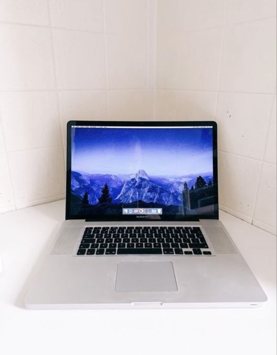 Macbook Pro 17 polegadas - i7 SSD500gb 16gb RAM