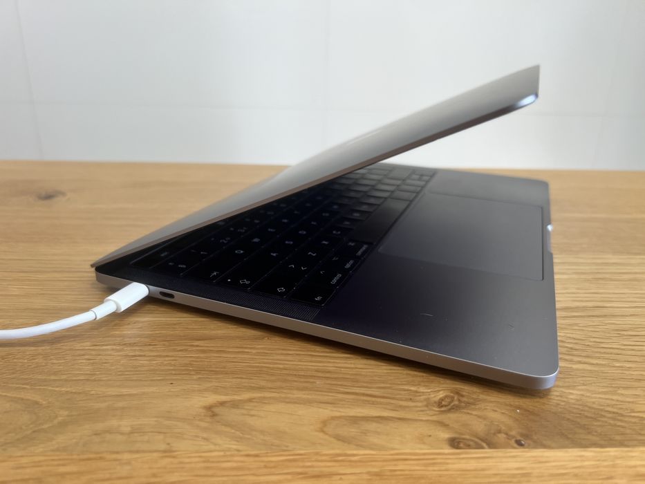 MacBook Pro 2016 TouchBar 13” i5 SSD 512Gb - Mafra/Oeiras