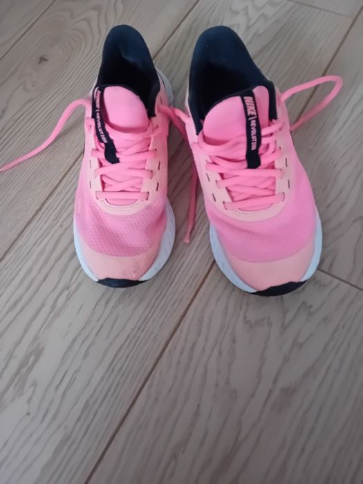 Adidasy damskie  nike