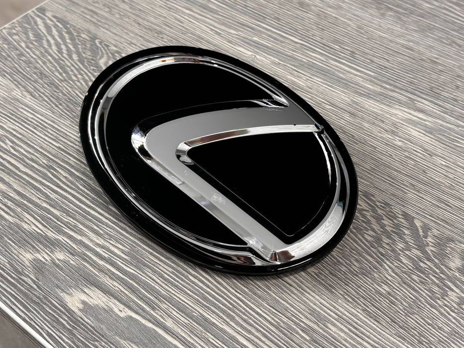 Емблема Lexus під скло 2022+ — без дистроніка